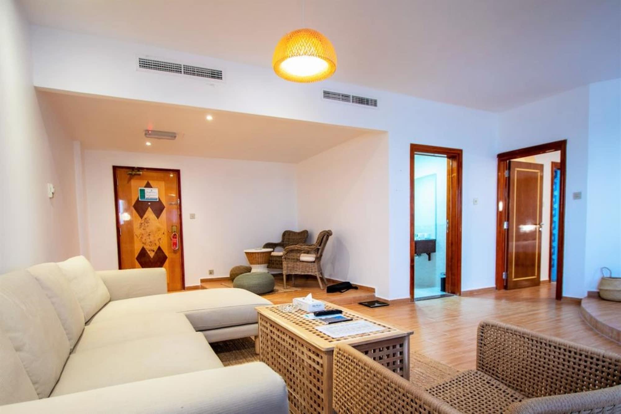 Bm Beach Hotel Rász el-Haima Kültér fotó