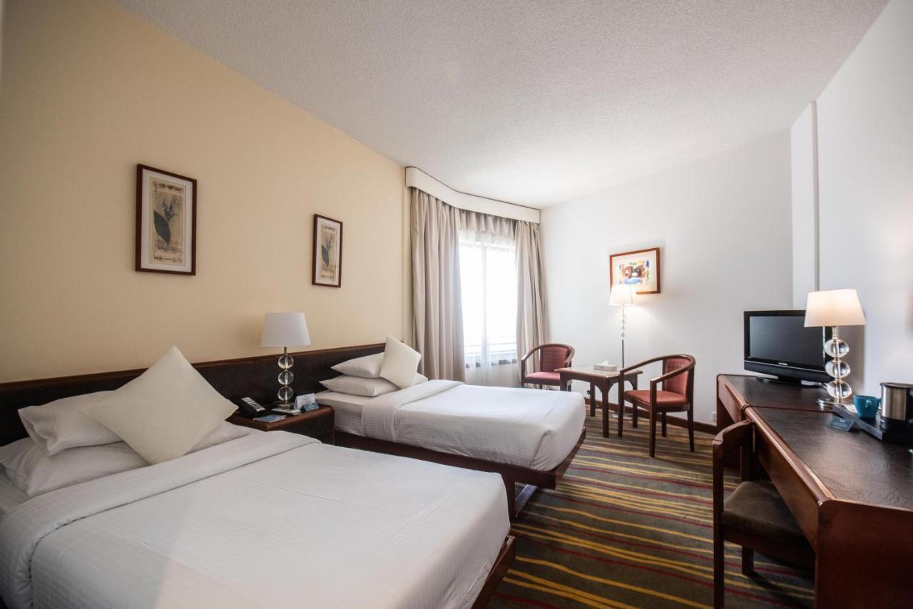 Bm Beach Hotel Rász el-Haima Kültér fotó