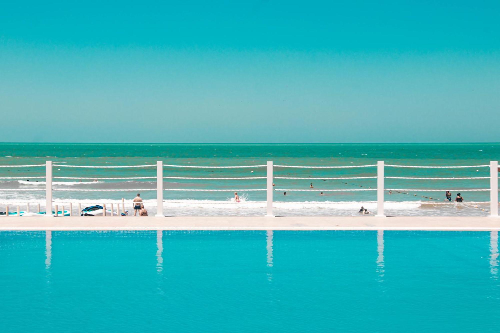 Bm Beach Hotel Rász el-Haima Kültér fotó