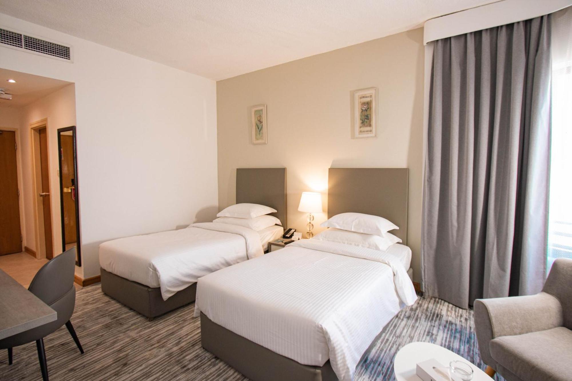 Bm Beach Hotel Rász el-Haima Kültér fotó